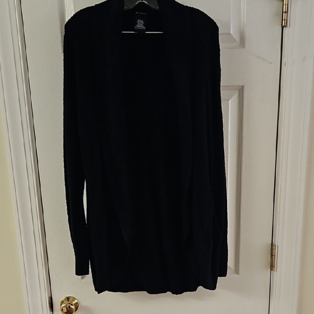 New No Tag Chenille Women's Black Cardigan With Pockets